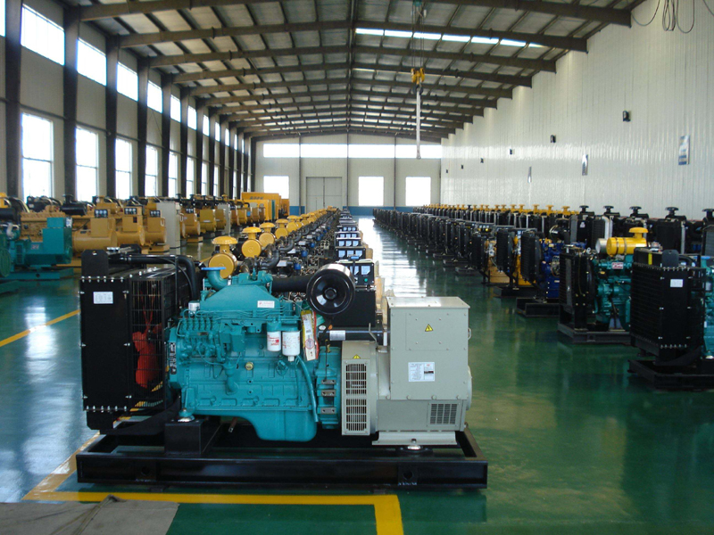 乐业租赁发电机-柴油发电机组冒蓝烟、冒黑烟、冒白烟故障分析