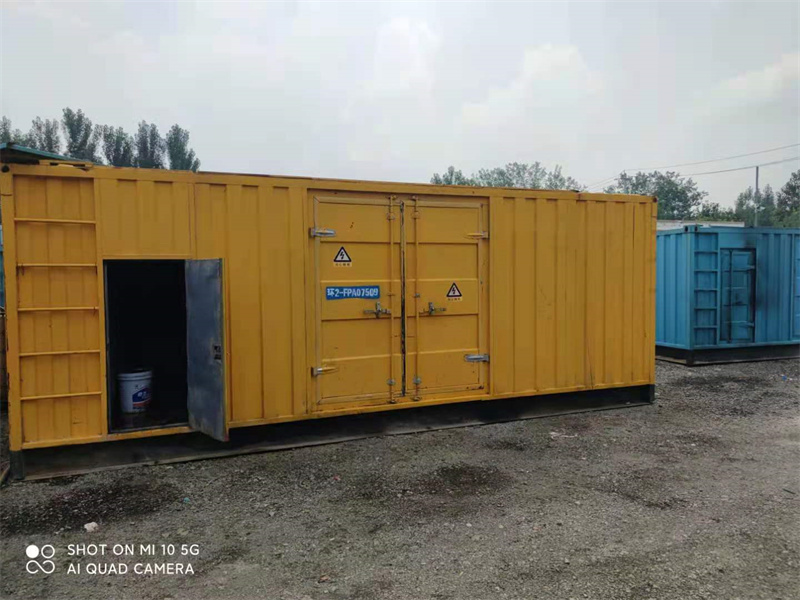 乐业200KW柴油发电机组需要配备什么型号的电缆线？