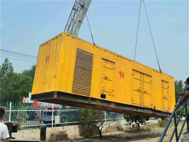 乐业300KW柴油发电机组油耗是多少？