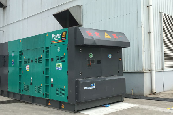 乐业燃油滤清器的更换流程是怎样的？