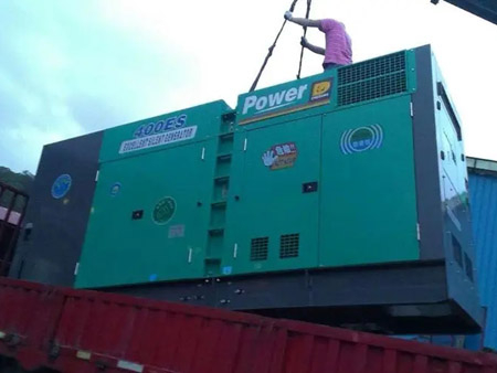 乐业柴油发电机组转速不稳定时，如何对发动机进行维护？