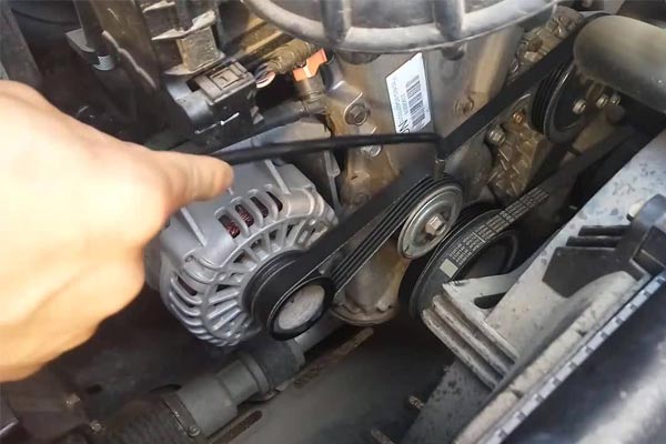 乐业转速传感器的工作原理是什么？