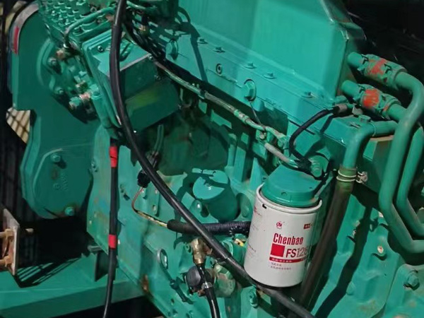 乐业如何确定新的发电机组控制系统是否与原系统兼容？